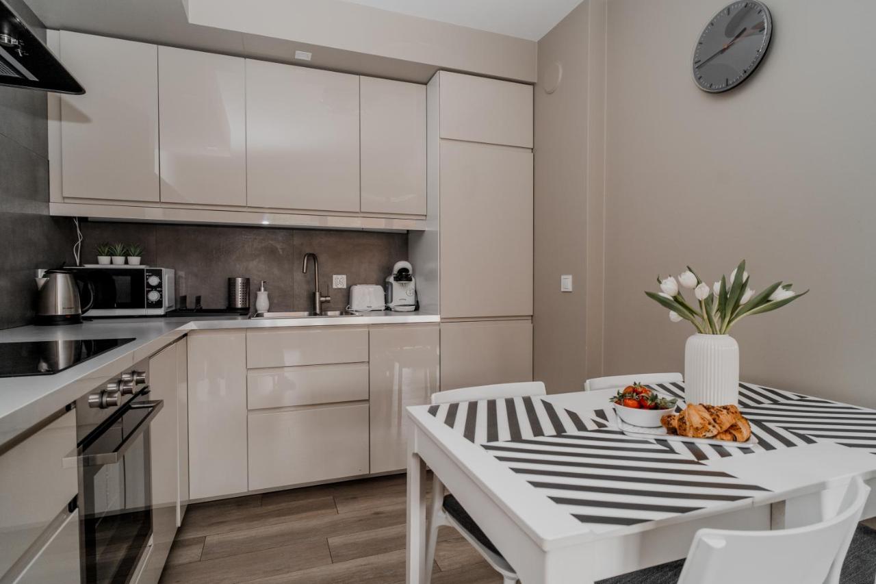 Totu Home Waterlane Island Apartments 그단스크 외부 사진